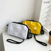 協貿國際日用品生活11館 網紅小眾行李箱包包小斜挎手提新款pc硬殼女士寬肩帶小方包潮