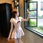 女裝短洋裝 粉色方領泡泡袖 蝴蝶結設計 收腰顯瘦 A字裙擺 甜美氣質 公主風 夏季約會穿搭 生日聚會 小個子連身裙 女裝