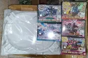 萬代 BB戰士 SD高達 SD三國傳 曹操 騎馬競技 激鬥戰車，全新未拆好盒，順豐，出不單，缺趙雲與劉備，括正版萬.X