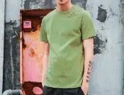 FINDSENSE服飾 FINDSENSE MD 日系 潮 男 時尚 肩膀金属装饰 扎破感小破洞 短袖T恤 特色短T 學生T恤