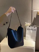 全球選品1館 生活百貨 MYFSNH復古氣質植鞣皮通勤托特水桶包包女2025新款百搭單肩斜後背包