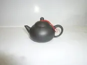 【壺櫃】茶壺/紫砂壺/朱泥壺/手拉坯壺/早期台灣精品台灣陶藝名家蔡美珠製內紫外黑梨形壺