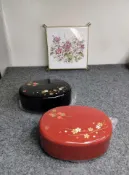 古瓷堂日本回流瓷器 日本HAKOYA樹脂便當盒 漆器飯盒 貓咪便攜餐盒 雙層分格 金蒔繪花 流線橢圓形 減脂水果盒 蒔繪工藝 樹脂餐盒