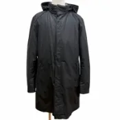 【DOKODEMO】成色極佳 □ HUGO BOSS GORE-TEX 人字紋連帽尼龍外套，搭配針織裝飾，黑色，50 碼。推薦男士穿著。