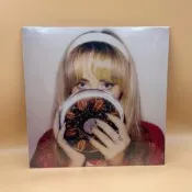 【Sabrina Carpenter《Fruit