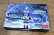 瘋出清！PS3周邊- HORI 初音未來 名伶計畫 Project DIVA F 控制器（瘋電玩）