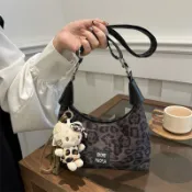 💖ins百搭挎包✨~個性豹紋手提小包包女新款流行時尚單肩包洋氣百搭斜挎餃子包