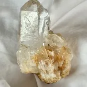 白水晶 透體彩虹 刀刻紋 白水晶簇 手握 今日和你在此遇見是一個