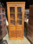 【東鼎二手家具】正樟木2.7尺全實木四門書櫃*公仔櫃*藝品櫃*展示櫃*雙門櫃*書櫃*櫥櫃請先聊聊詢問配送方式再進行下標