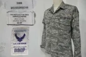 G11 美軍原品公發Airman Battle Uniform迷彩作訓服上衣，品相如圖，尺碼36R胸圍102袖長60衣長