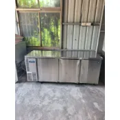 【昌昇冷凍餐飲設備】(已售出)二手-企鵝6尺三門全平面工作台冷凍冰箱220V
