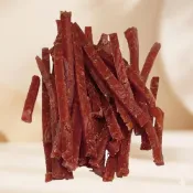 (店+)【台灣製造】紅燒羊肉條一包 80g｜高蛋白狗狗零食｜高適口性 寵物零食｜毛孩獎勵訓練首選