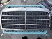 W124 93前 水箱罩C(拆件用) 廉售先問-得標1螺絲