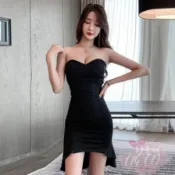 ✨熱銷✨👗👗2023新款連衣裙性感低胸收腰緊身包臀魚尾裙抹胸裙子辣妹成熟御姐