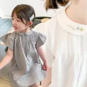 【橘魔法】刺繡花花小圓翻領荷葉袖娃娃衫 女童 童裝 兒童 長版上衣 短袖上衣 襯衫