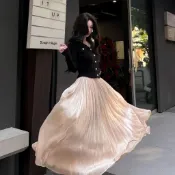 店長激推🔥 海島緞面大裙擺波光粼粼半身裙女春夏2026年新款高腰顯瘦a字長裙XDLP