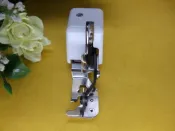 特價《可切布之拷克器壓布腳》台灣製造.兄弟牌、車樂美、勝家縫紉機拷克布邊器壓腳