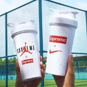 乳清蛋白搖搖杯 送攪拌球 蛋白粉搖搖杯 健身運動水壺 蛋白杯600ML