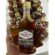 加拿大🇨🇦必買（代購）BRIEN頂級100%純正楓糖漿 （250ml）（原裝楓葉瓶）