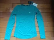 全新現貨美國帶回 Nike  DRI FIT 女 xs 防曬排汗長袖長版彈性布料運動上衣（忠孝復興/新生可面交）
