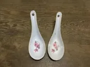 WH23381【四十八號老倉庫】全新 早期 台灣 NG 杜鵑花 湯匙 14.5-14.8cm 2匙價【懷舊收藏拍片道具】