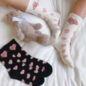 現貨 日韓 可愛少女 愛心 LOVE 小熊 字母 英文 學生襪 中筒襪 短襪 女襪 Missing Sock 少一隻襪