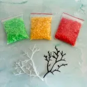 【A-ONE 匯旺】綠 黃 紅晶石 各50g +2海樹 - 海樹綠藻 魚缸 晶石 貝殼 小綠藻球 魚缸微景觀