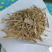 劉家板橋.沉香紫油白奇楠殼沉.油芯又斷裂.可以插香菸很香5g特惠價優惠【只有3標】