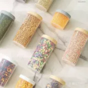 廚房冰箱幹貨防潮密封罐傢用五穀雜糧收納盒食品級透明塑料儲物盒 Q J S
