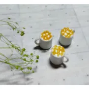 小歐的雜貨店 焦糖瑪奇朵 飲料 下午茶 可愛 蛋糕 娃娃屋 擬真食物 袖珍 手作食玩 療癒小物 黏土