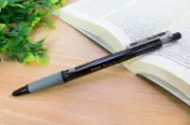 文具通OA物流網 【文具通】TOWO 東文 BP-1 黑珍珠 中油筆 自動 原子筆 0.7 黑 A1011462【APP滿額下單10%點數(單一帳號最高1000點)】9/30止