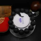 【逸品禪】16mm--西藏國寶 【靈草藥珀】藥珀手珠/佛珠@傳說驅邪氣避邪體@結緣特價