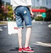 FINDSENSE服飾 【JP.美日韓】韓國 破壞 牛仔 短褲 韓國 潮流 破洞 牛仔短褲 男 褲子 五分褲 窄管 破褲 男 破壞 牛仔 彈力