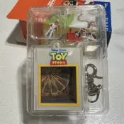 迪士尼/皮克斯微型公仔書盒玩香港故事書 7-11限定 大眼仔&阿布  卡蹦公爵  牧羊女&羊 超人特攻隊  鑰匙圈迷你書