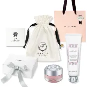 (店+)【JILL STUART】【日本直送】JILL STUART White Floral護手霜禮盒 蝴蝶結化妝包組｜護唇＋護手｜生日禮物推薦