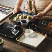 「🌟臺灣出貨」日式陶瓷餃子盤方形帶醋碟家用新款高顏值創意水餃專用盤早餐盤子