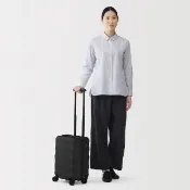 【MUJI 無印良品】四輪硬殼止滑拉桿箱20L(共2色)
