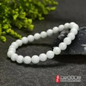 白硨磲手鍊（白硨磲珠子，珠徑約6mm，26顆珠，WCG067）。【東方翡翠寶石】