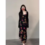 【HOT 本舖】春季新款復古碎花吊帶連衣裙氣質純欲風印花收腰褶皺開叉長裙子女
