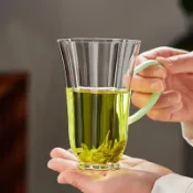 綠茶杯 透明玻璃水杯 帶手柄 大容量 辦公室茶杯 待客茶杯 泡茶杯 風鈴茶杯