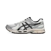 (店+)【asics 亞瑟士】1011B918-102 ASICS Gel-Exalt 2 舒適百搭 織物合成革減震耐磨 低幫 休閒長跑短跑城市通勤跑步鞋 男款 白銀黑