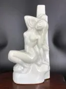 柴燒～70年代國營龍泉窯青瓷影青釉浴女臺燈塑像 尺寸大，釉水好，造型婀娜，體態優美， 國營龍泉常見梅子青釉，但