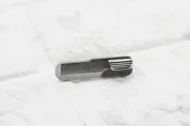 2館 SRC 鋼製 M92 CO2槍 零件 C92SL-061 鋼製滑套卡榫 滑套 釋放鈕 改裝套件 維修 