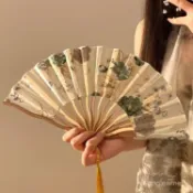 【臺灣出貨】古風扇子新中式折扇高顔值水墨畵折疊扇旂袍拍照道具絹布女生僊氣