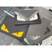 高雄凡賽斯歐洲精品 FENDI 芬迪 經典基本款 怪獸眼 手拿包/扁包