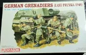威龍 6057 1/35 德國擲彈兵步兵小隊 東線1945 兵人拼裝模型 板件齊全無損全新未拆