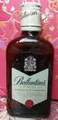 還不錯滴♡♥~D63~ Ballantine's百齡罈紅璽調和式蘇格蘭威士忌“空酒瓶“200ml~♥♡~211g~