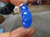 天然高冰清透 土耳其國寶石 酒精藍玉髓 四季豆 墜子 ~~ 土耳其藍寶石 四季平安玉墜 鑲玫瑰金墜頭 鑲鑽綠鋯石~~TD