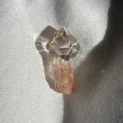 紅泥骨幹 權杖紅泥水晶 粉紅白色幽靈共生 骸骨骨幹水晶 天然原石