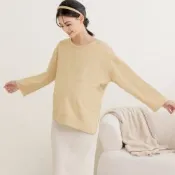 OB嚴選-純棉字母刺繡不對稱下擺哺乳上衣《MA0661》